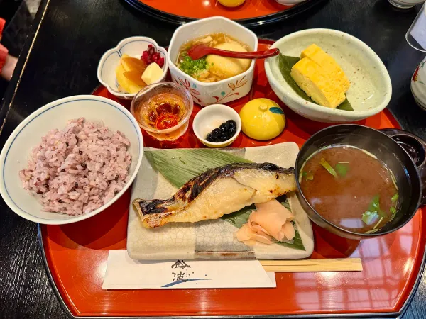 鈴波 本店の写真5