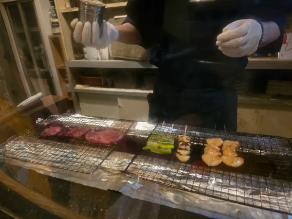 炭火焼鳥 大 사진 5