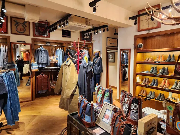 Hummingbirds'hill shop 사진 3