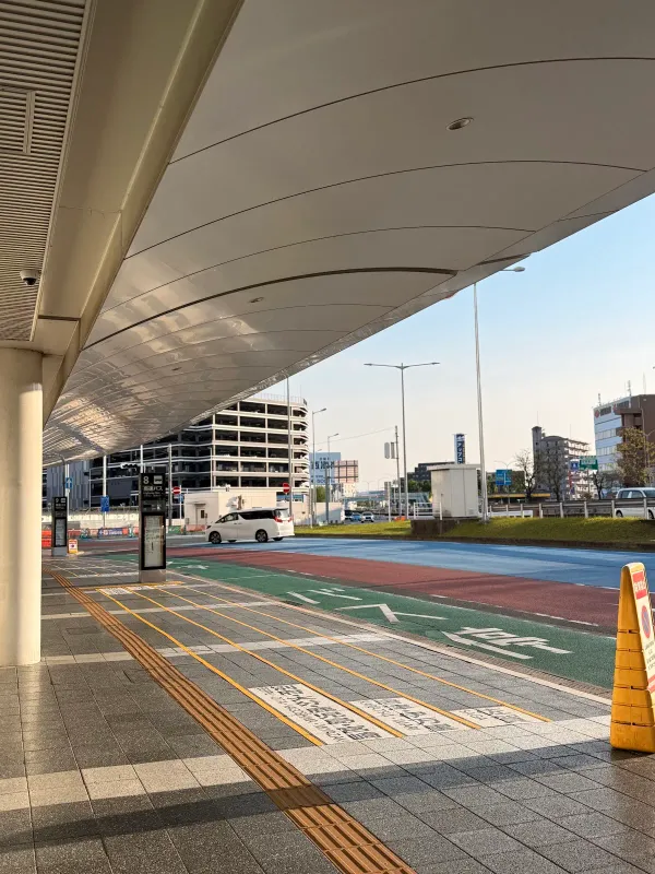 [1-07] 후쿠오카공항 국내선터미널 정류소 사진 5