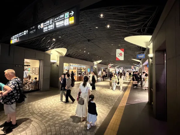 [2-06] 후쿠오카 지하철 나나쿠마선 텐진미나미역 (天神南駅) 사진 5