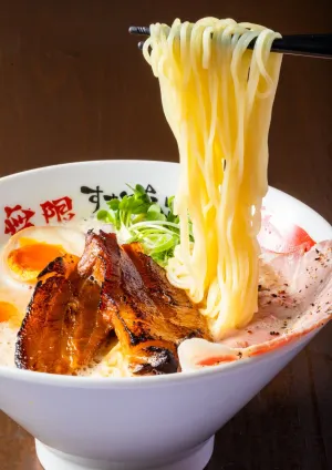 無限ラーメン難波中本店