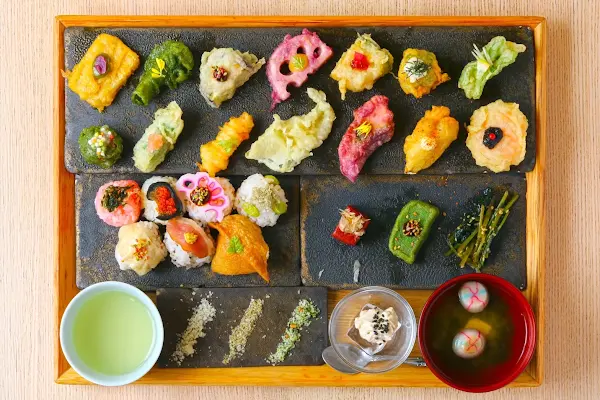 덴뿌라 앤 테마리 스시 미야코 Tempura and Temari-Sushi Miyako 사진 3