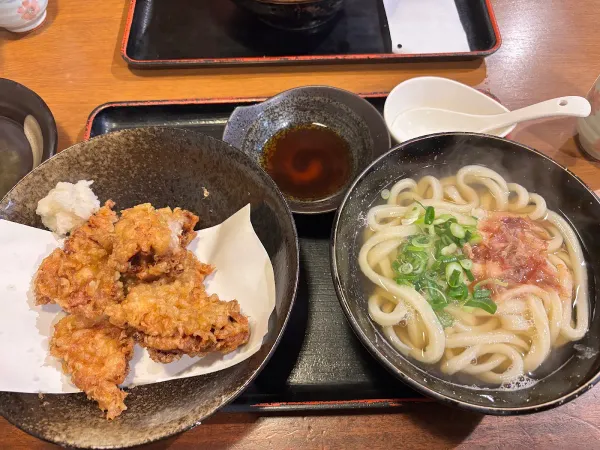 讃岐麺房 すずめ
