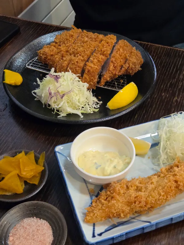 とんかつ檍のカレー屋いっぺこっぺ すすきの店の写真3