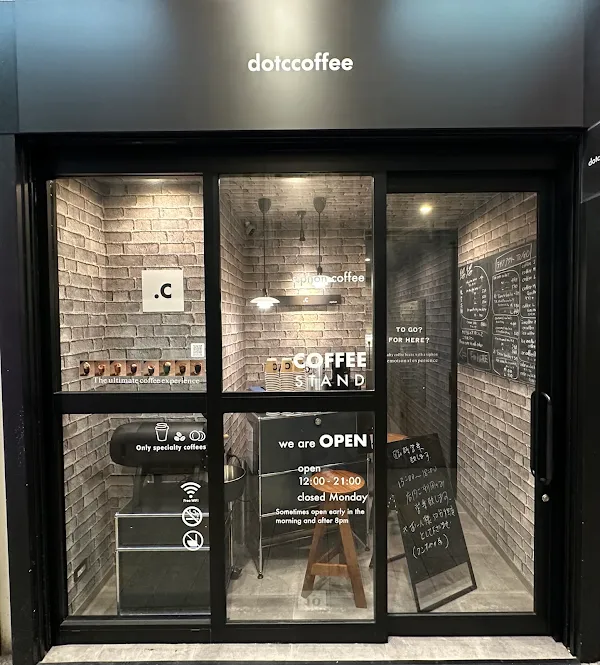 dotccoffee（single origin coffee & matcha latte）