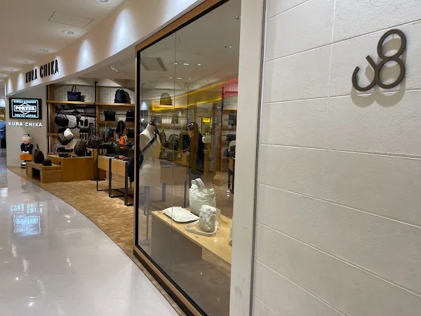 KURA CHIKA by PORTER Namba Store