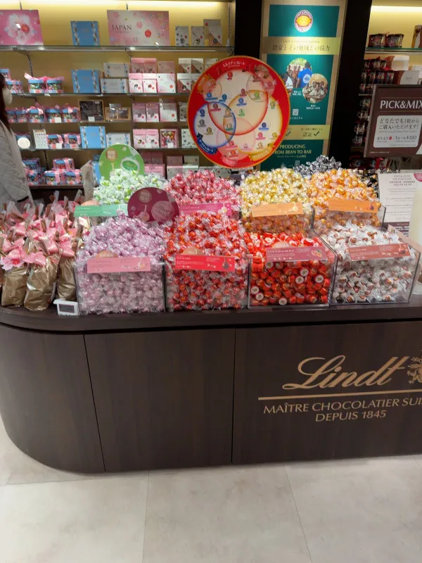 Lindt Chocolat Boutique 사진 3