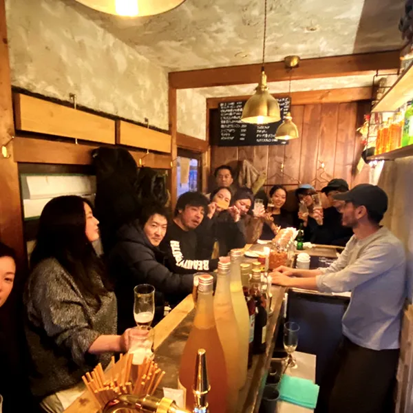 一人飲みSTAND 兎にも角にも