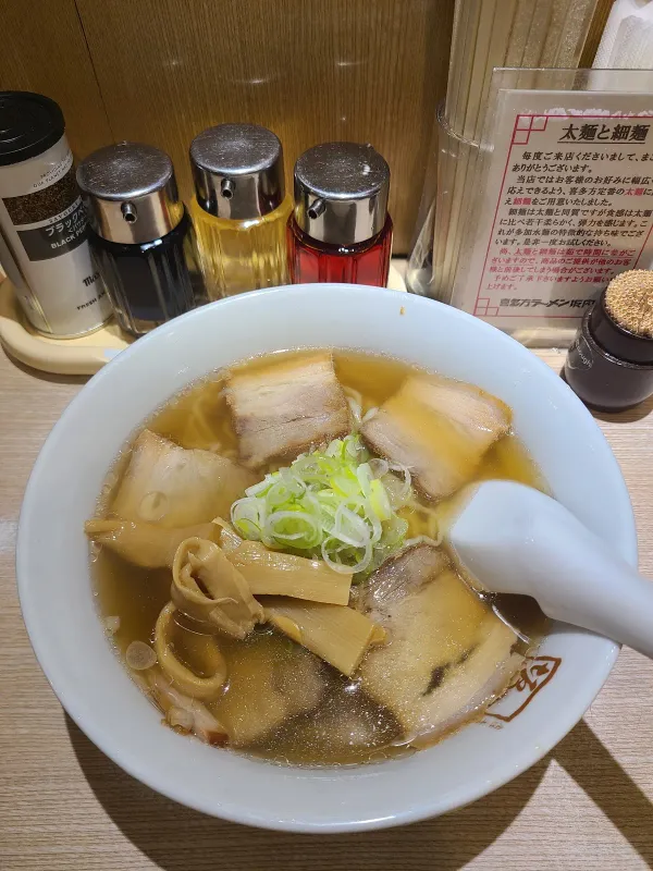 喜多方ラーメン 坂内 新宿西口思い出横丁店