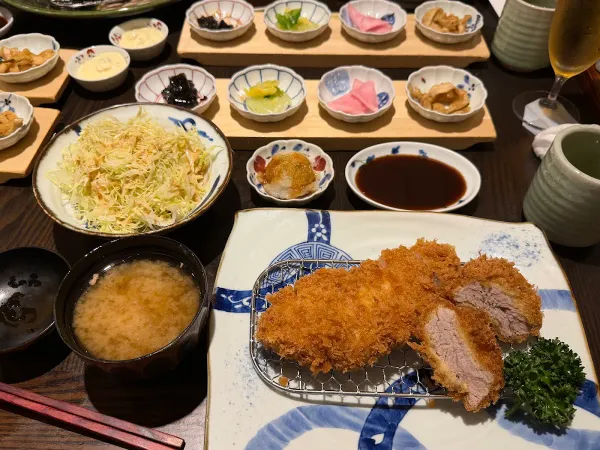 돈까츠 와코 타쿠미안 이세탄 신주쿠점 사진 3