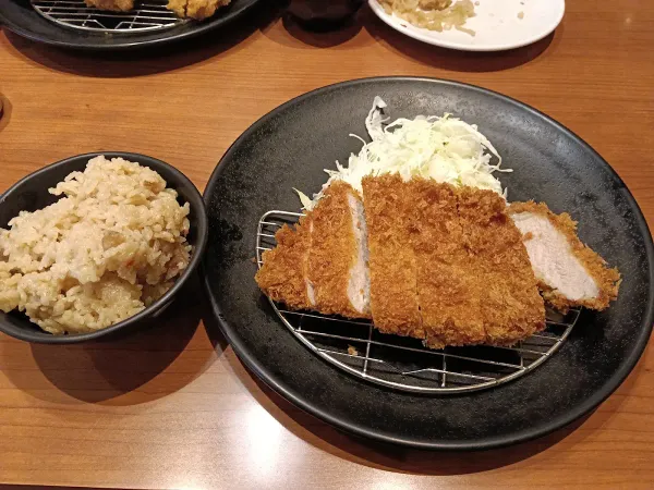 톤카츠 킨노츠루 하시모토점 사진 4