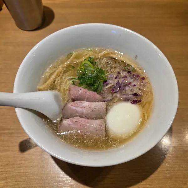 金目鯛らぁ麺 鳳仙花の写真4