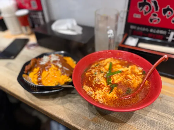 麺屋からから 東心斎橋店の写真4