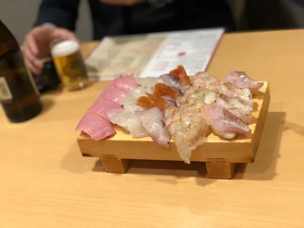 Fukuyoshi-Sakamachi 富久佳坂町店/ 스시 후쿠요시 사카마치점 사진 3