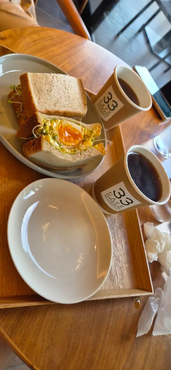 33 Cafe Green, photo 5
