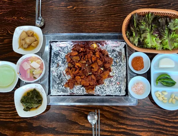 뚜꺼비불고기식육식당 사진 3