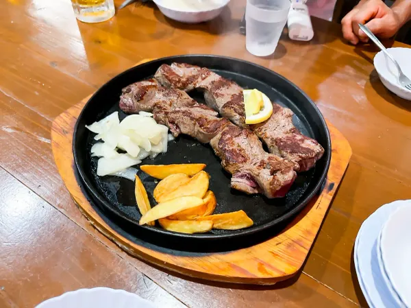 ステーキハウス金松の写真3