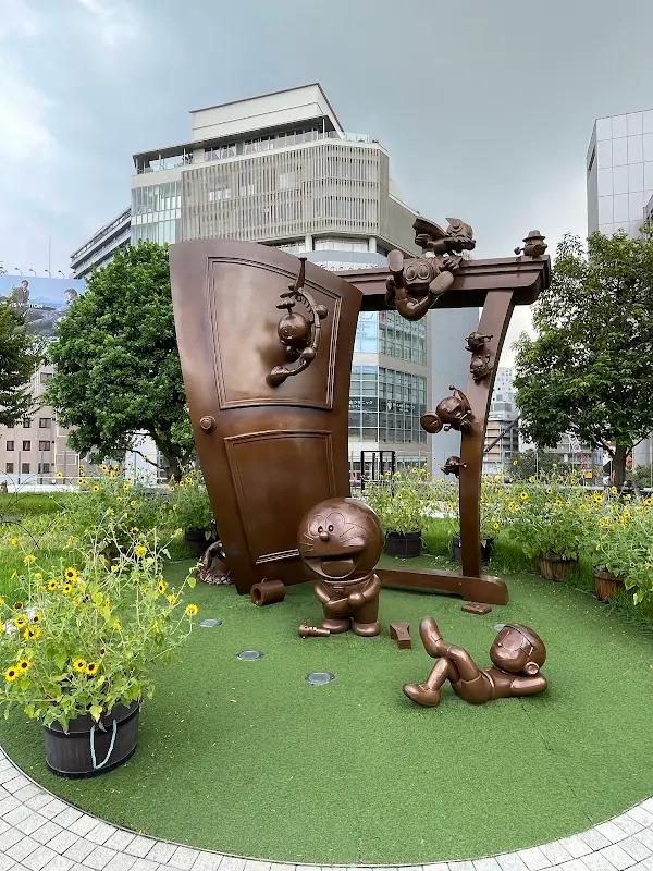 MIYASHITA PARK パークセンター