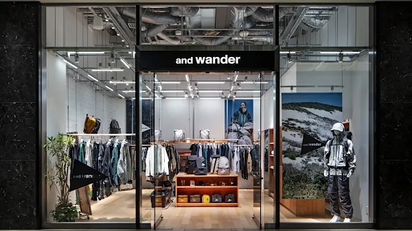 and wander OSAKA GRANDFRONT 사진 2