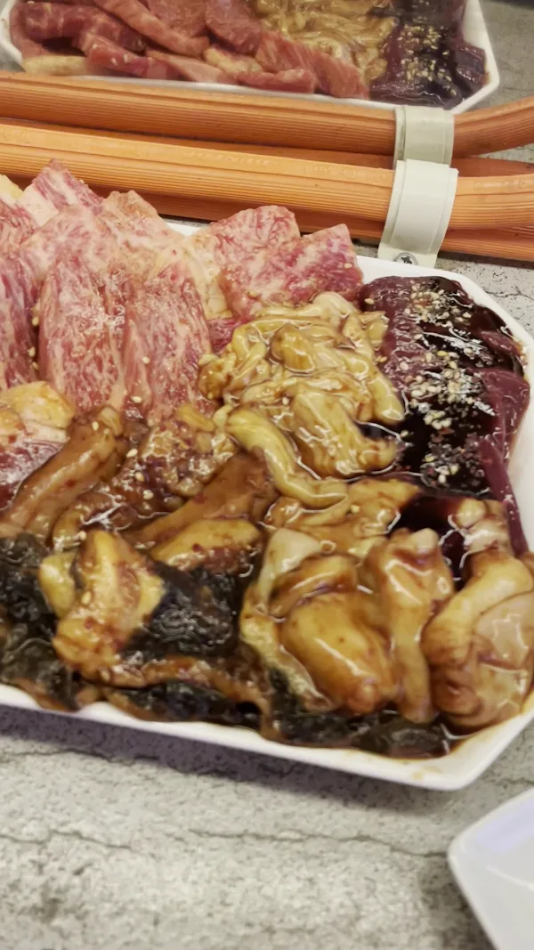 焼肉ホルモンまんぷく 사진 2