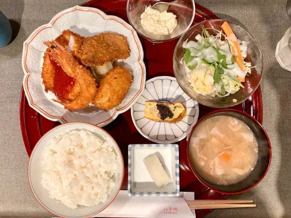 洋食手嶋 사진 3