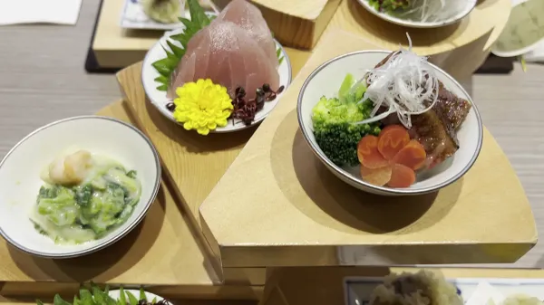 菓匠 花桔梗 名古屋能楽堂 蓬左 hōsa 店 사진 2
