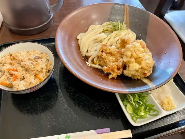 讃岐うどんつる凜 사진 3