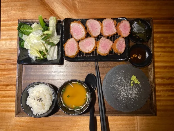 카츠오모이 홍대점 사진 3