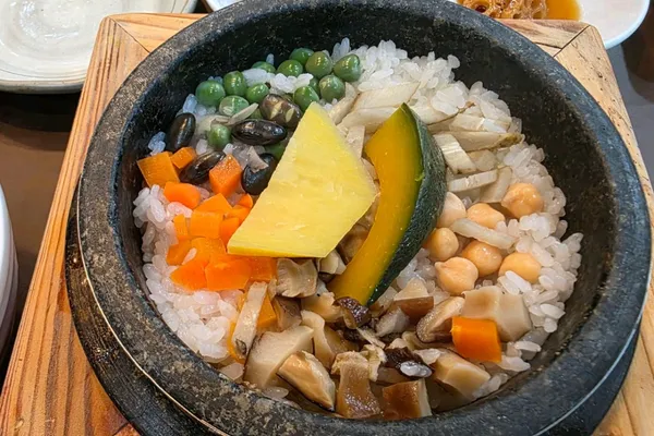 반야돌솥밥 일산1호점 사진 5