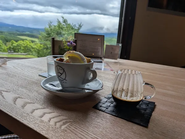 atelier nipek cafe&gallery 사진 4