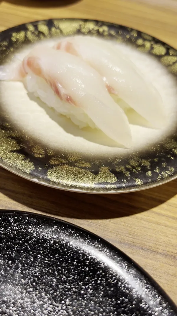 氷見 きときと寿し 飯野店 사진 3
