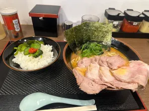 ラーメン見田家