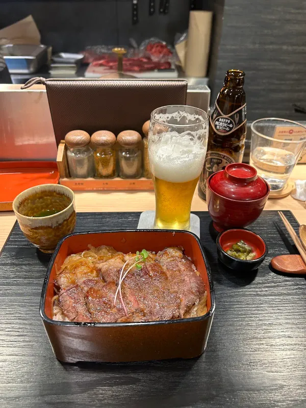 肉重 ロマン亭 阪急三番街店の写真4