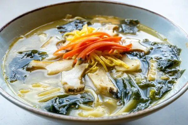 성산봄죽칼국수 동화마을
