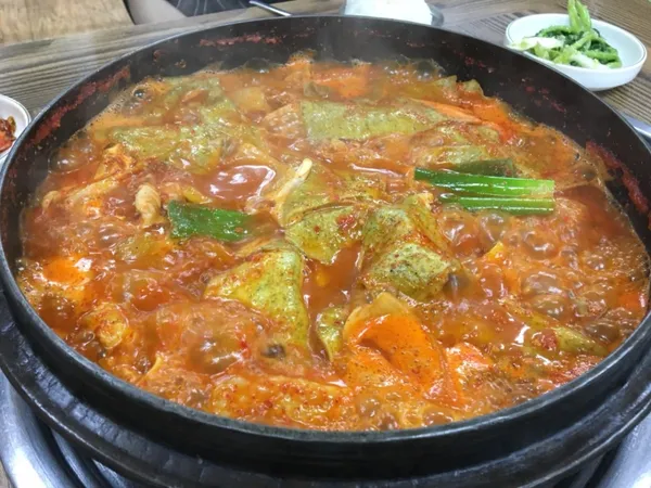 토방닭매운탕