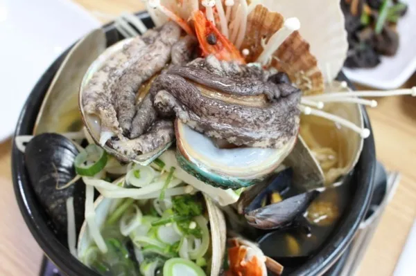 경주전복해물뚝배기 사진 5