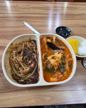 Myeonghwaru
