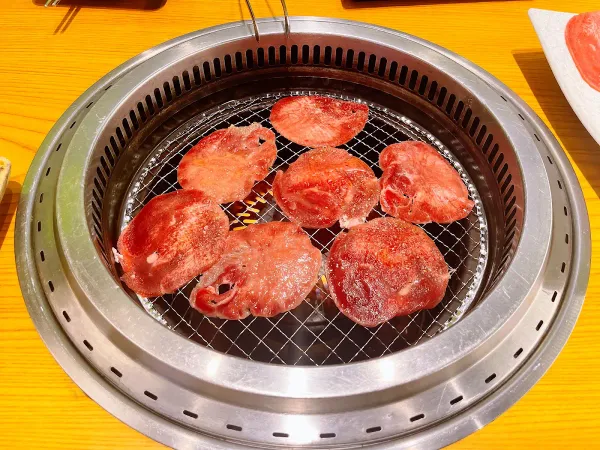 幸せの焼肉食べ放題 かみむら牧場 深井店 사진 4