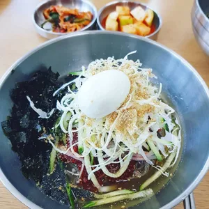 ヤンヤンマッククス