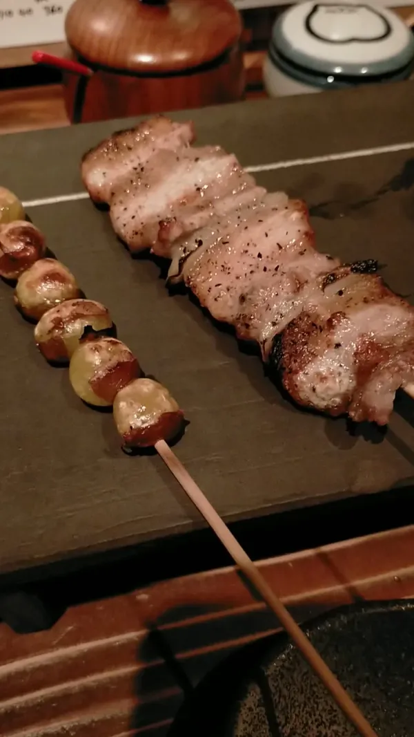 博多のよる 焼き鳥マル。 사진 2