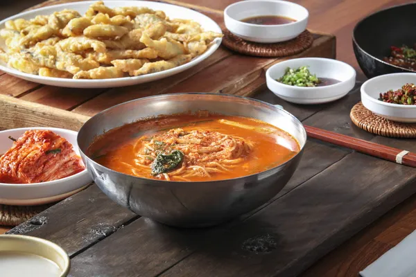 찐한식당 사진 2