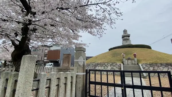 귀무덤 사진 3
