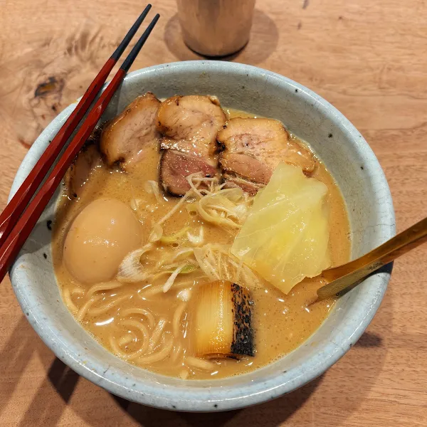 멘야 타카쿠라니조 라멘 사진 3