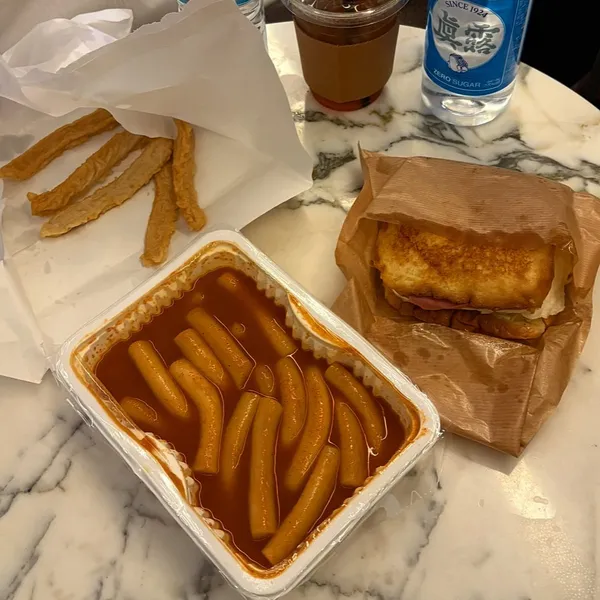 신전떡볶이 광명철산점 사진 4