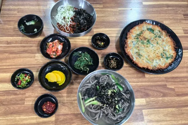 소백산더덕동동주매운칼국수
