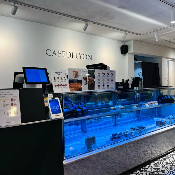 カフェドリョン ソレ本店の写真2