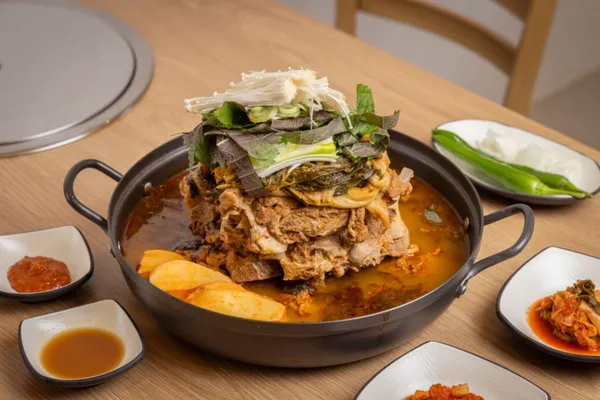 뼈굿 감자탕&뼈구이 본점 사진 4