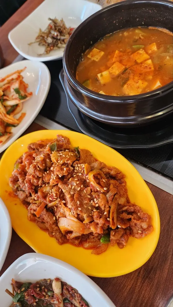 효촌육일집 효촌점 사진 2