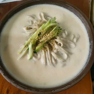 カチャンカルグクス